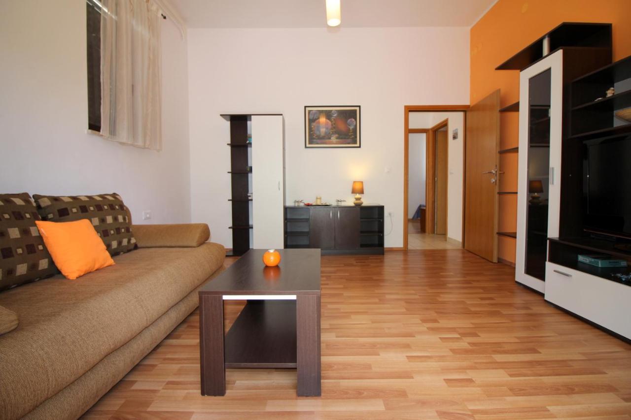 Apartment Ema Near City Center Porec Exterior photo