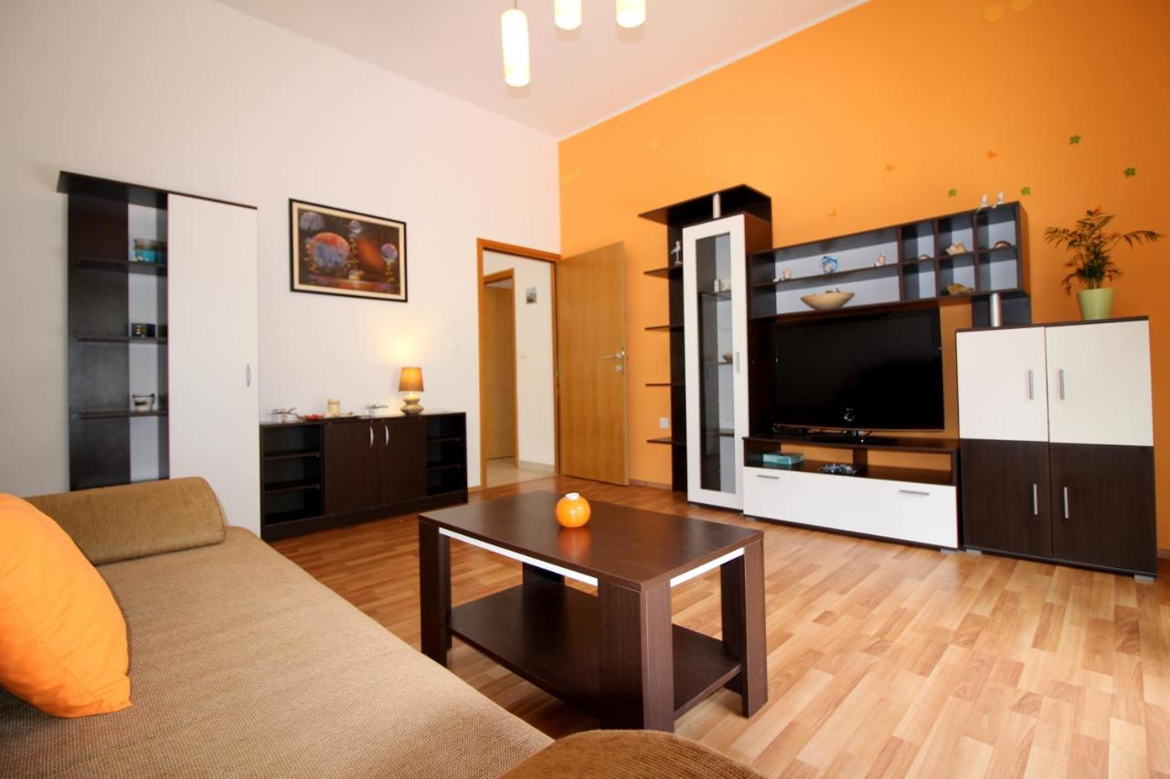 Apartment Ema Near City Center Porec Exterior photo