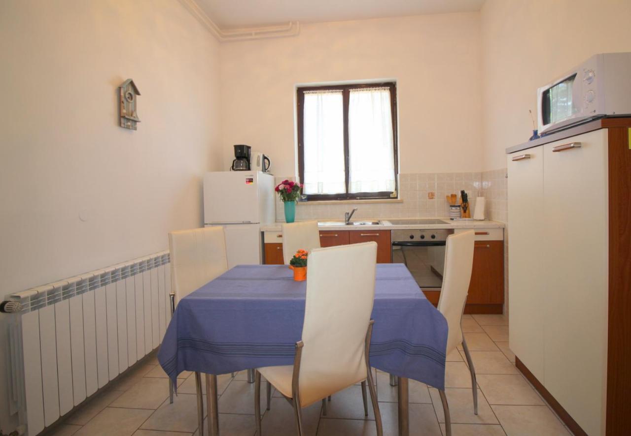 Apartment Ema Near City Center Porec Exterior photo